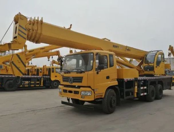 夏季小吊车使用注意事项